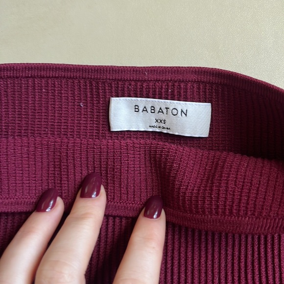 Red cropped top - Picture 2 of 5